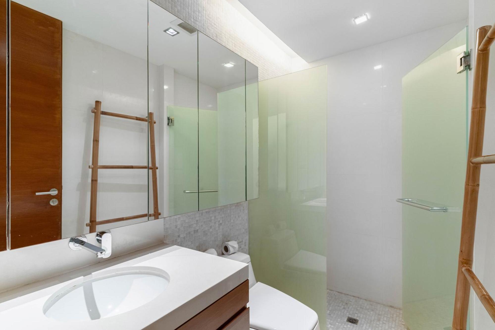 Beachfront Luxury 2 Bdr Apartment By Indreams, Naithon Beach Dış mekan fotoğraf